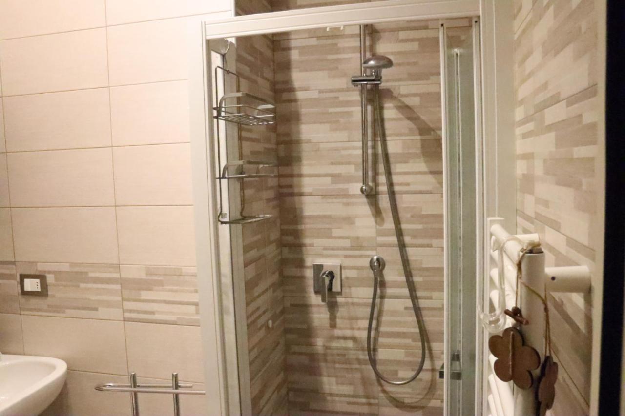 Apartmán La Casa Sotto I Tigli Lecco Exteriér fotografie