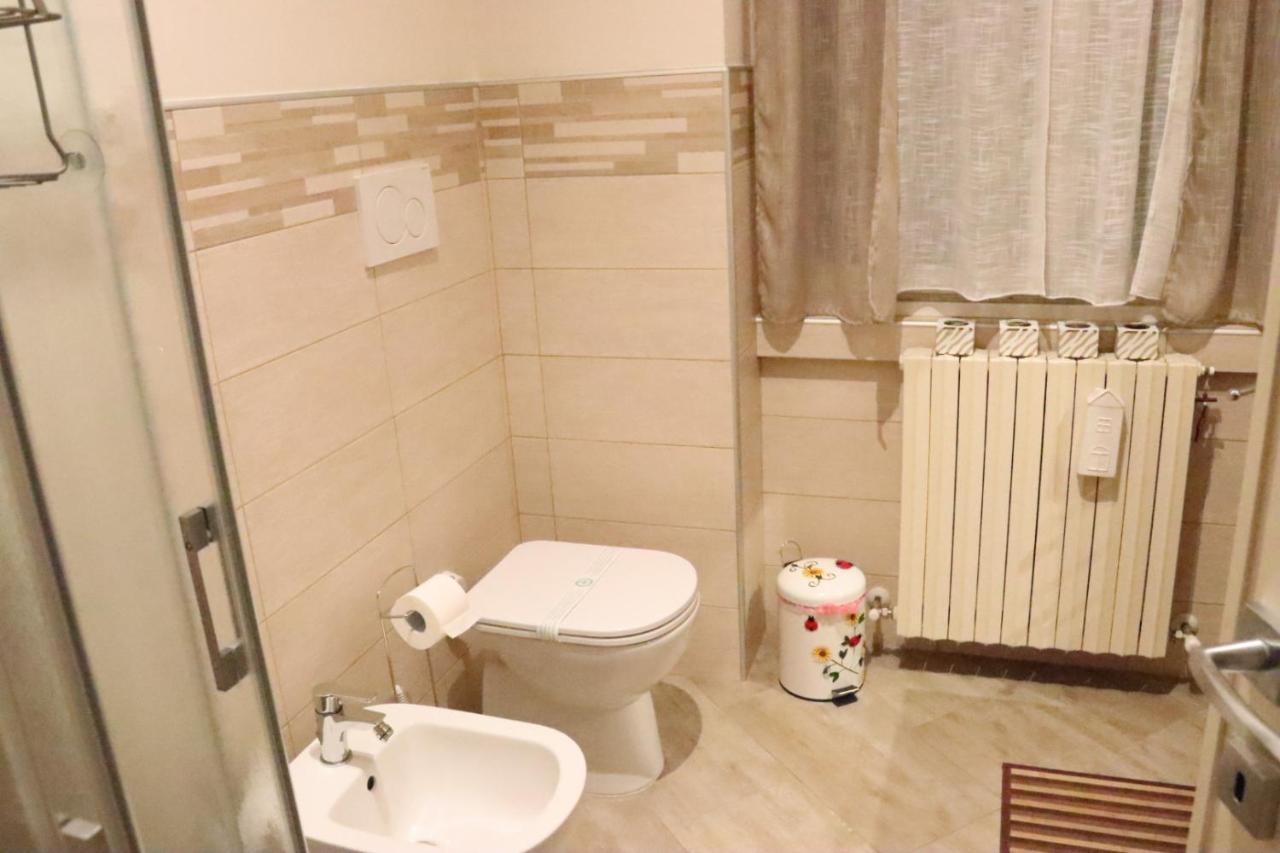 Apartmán La Casa Sotto I Tigli Lecco Exteriér fotografie
